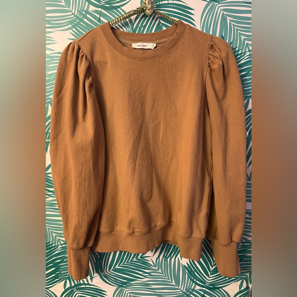 Mod Ref Charmaine puff sleeve Tan crewneck sweater sz s